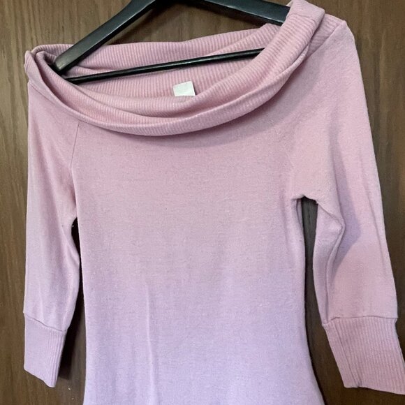 Light Pink cowl-neck sweater - Picture 1 of 1